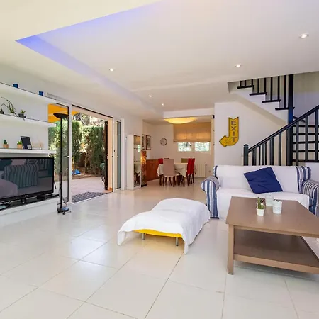 Holiday home To-2 5pax